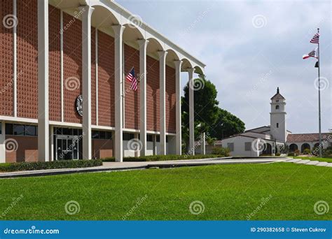 fullerton city hall building and safety.